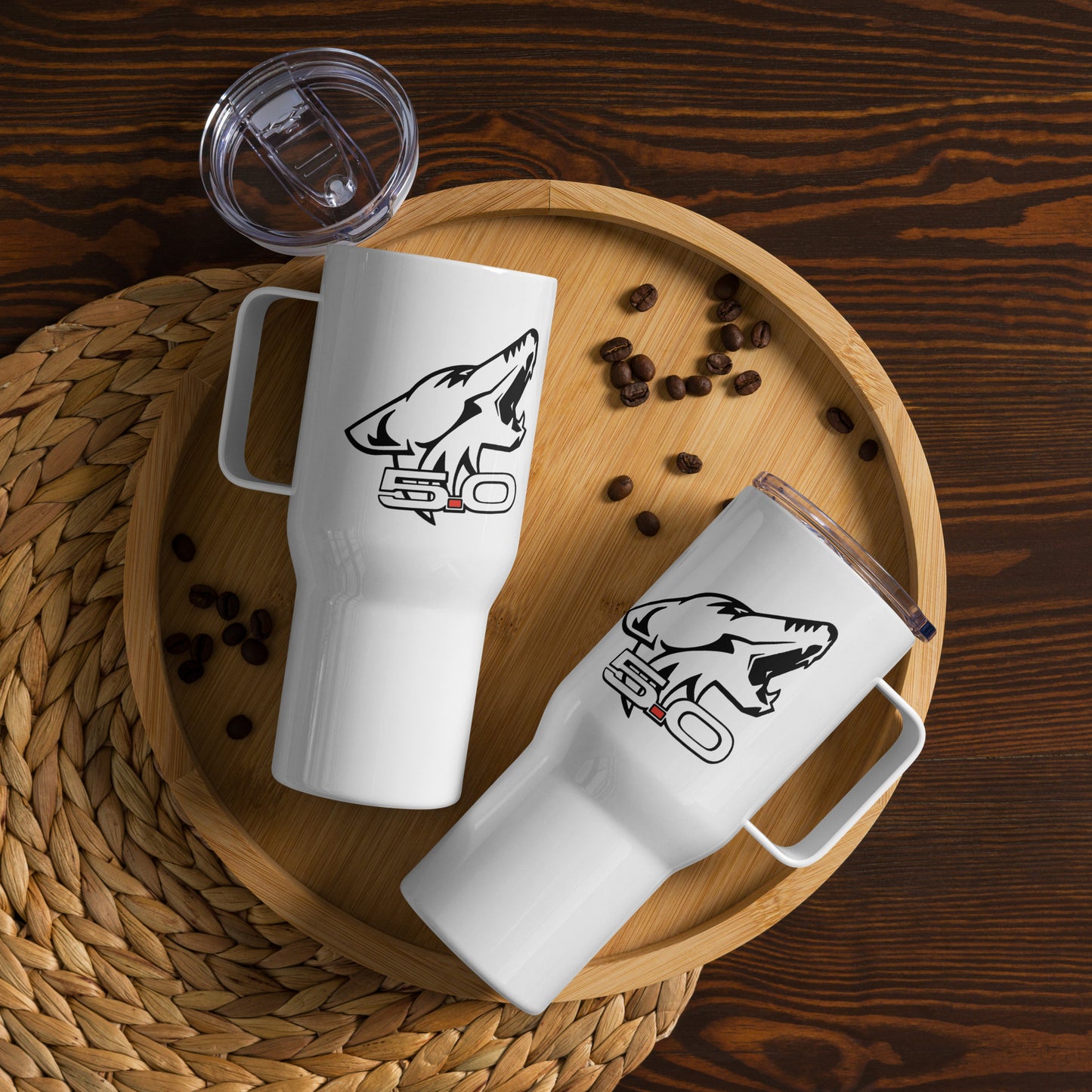 5.0 COYOTE Travel mug with a handle